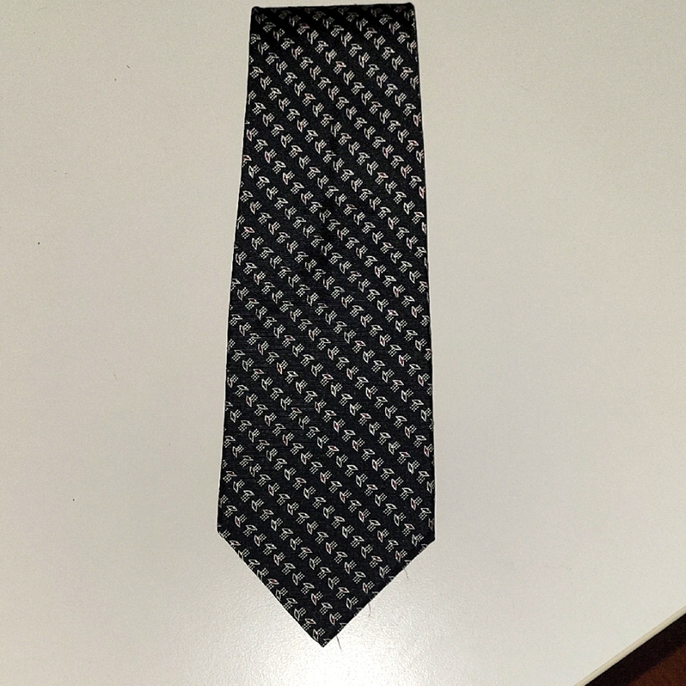 Ralph Lauren Elegant Black Tie with White Pattern